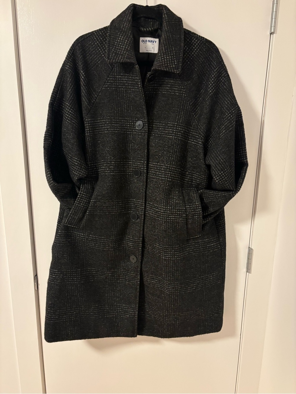 Old Navy Black Plaid Button Coat